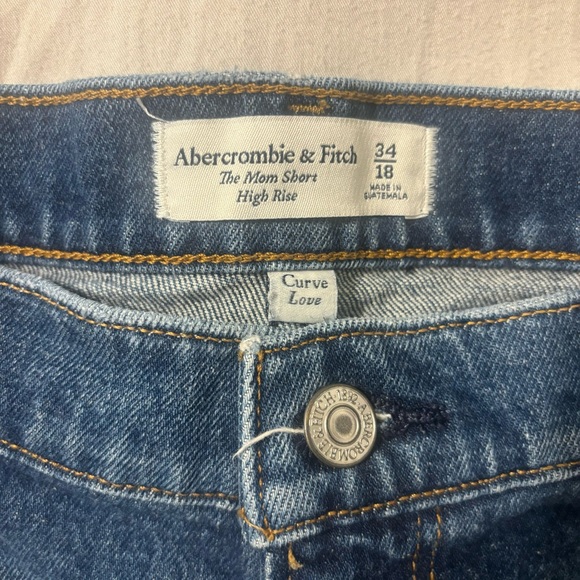 Abercrombie Jean Shorts - Picture 3 of 3
